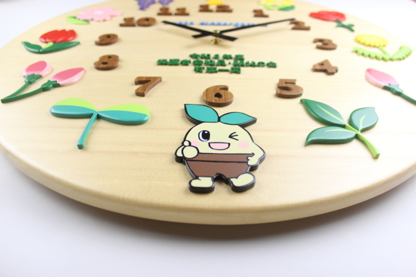 新園舎施工記念:幼稚園様への寄贈時計 新園舎施工記念:幼稚園様への寄贈時計