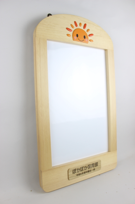 �����L�O�i�F�ۂ��ۂ��ۈ牀�l�̃z���C�g�{�[�h�F�؂̒J�̃g�����N