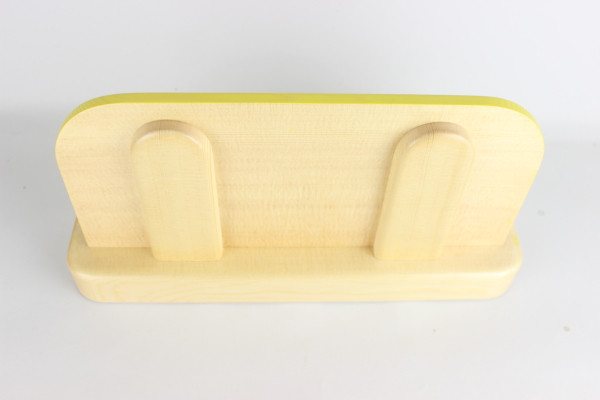 �����L�O�i�F�����`���C���h�n�E�X�l�̃u���b�N���N�J�����_�[�F�؂̒J�̃g�����N