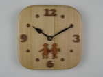 園章を使った「卒園記念品」の掛け時計
